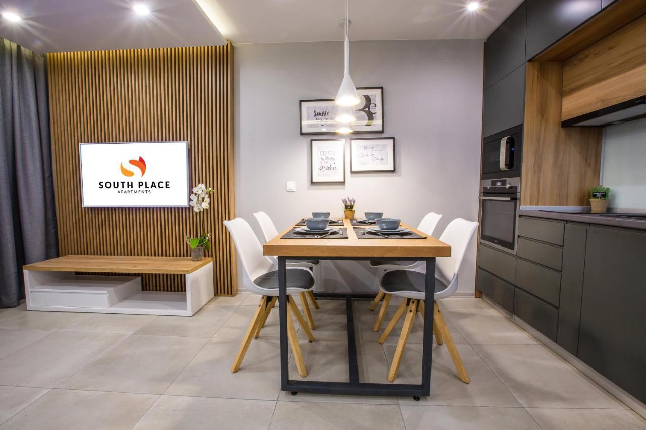 South Place Apartments サンダンスキ エクステリア 写真