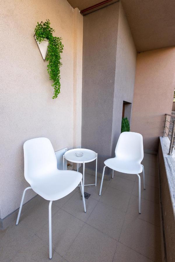 South Place Apartments サンダンスキ エクステリア 写真