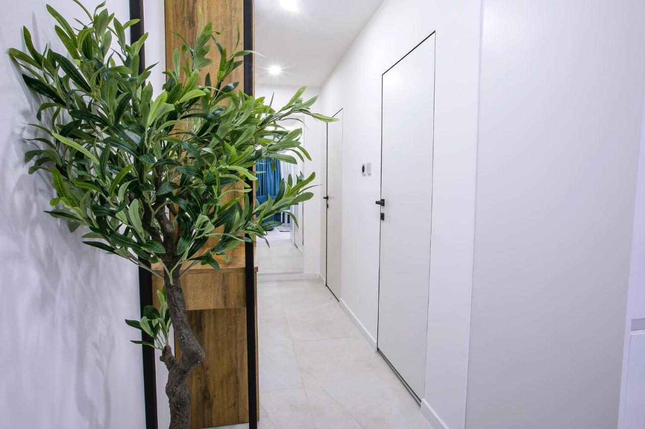 South Place Apartments サンダンスキ エクステリア 写真
