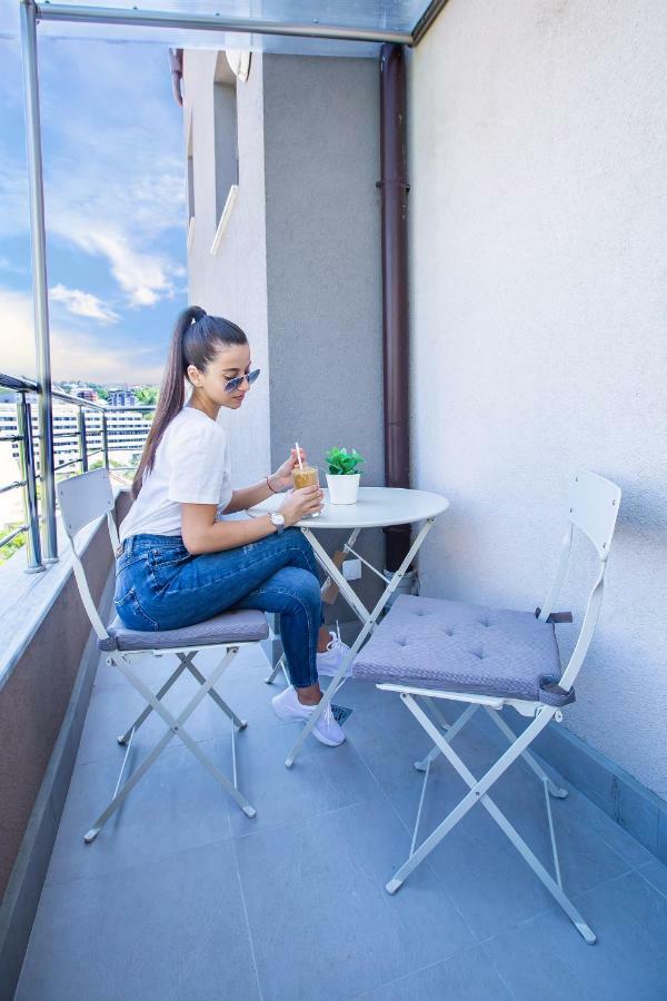 South Place Apartments サンダンスキ エクステリア 写真